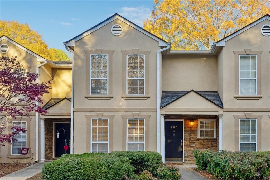 402 Masons Creek Circle 402, Sandy Springs, GA 30350 — most recent listing photo