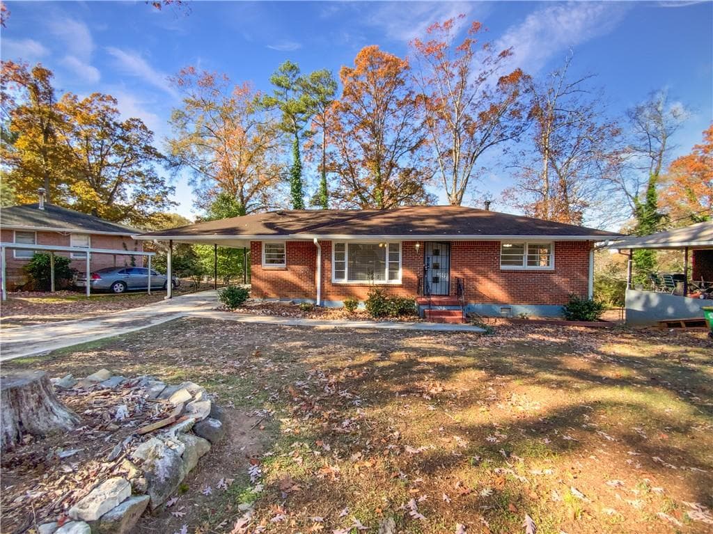 3 bedroom, 1 bathroom single family residence sold at 5679 Kite Drive, Forest Park, GA 30297