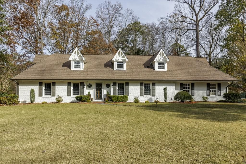 1726 Houghton Court, Dunwoody, GA 30338 — most recent listing photo