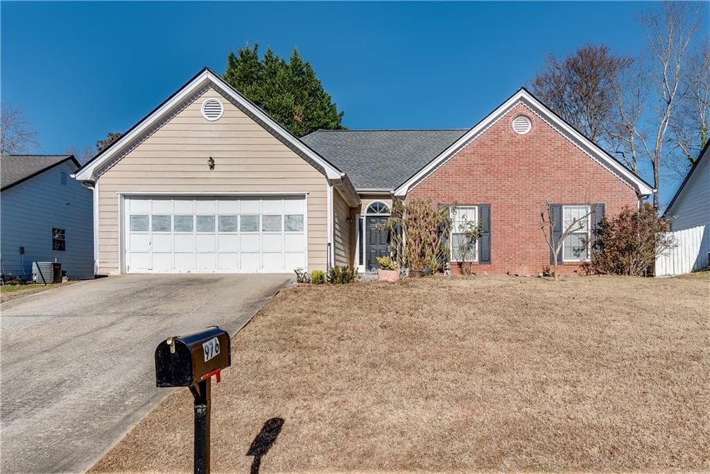 3 bedroom, 2 bathroom, 1,431 sq ft single family residence sold at 976 Martin Heights Drive, Lawrenceville, GA 30044