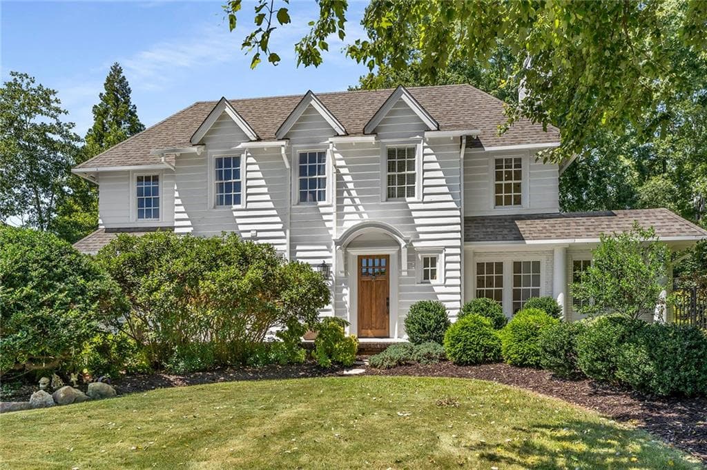 6 bedroom, 5 bathroom, 3,789 sq ft single family residence sold at 1028 Oxford Road, Atlanta, GA 30306