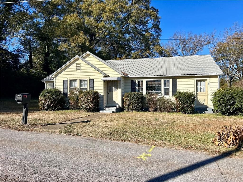 312 Dodson Street, Oxford, AL 36203 — most recent listing photo