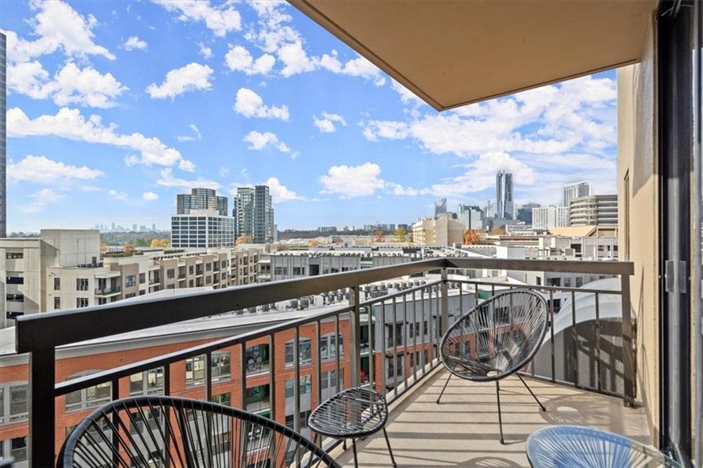 3481 Lakeside Drive 1406, Atlanta, GA 30326 — most recent listing photo