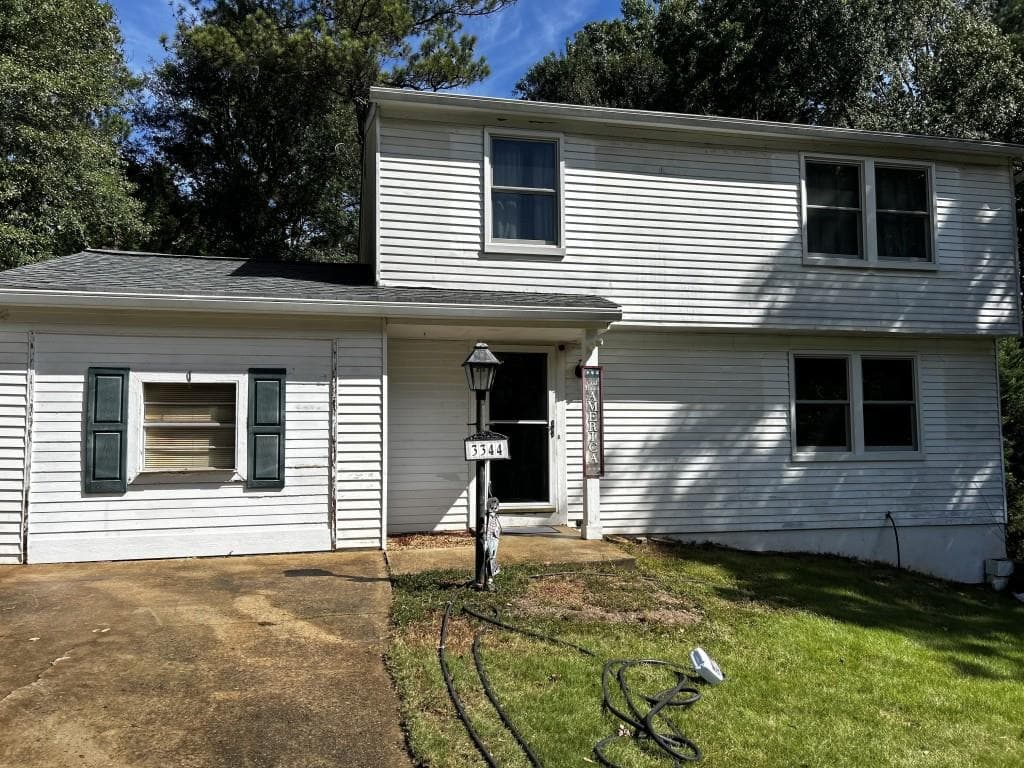 4 bedroom, 1 bathroom, 763 sq ft single family residence sold at 3344 Creekwood Drive, Rex, GA 30273