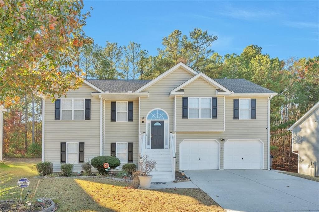 5 bedroom, 3 bathroom, 2,930 sq ft single family residence sold at 6400 Harvester Circle, Douglasville, GA 30134