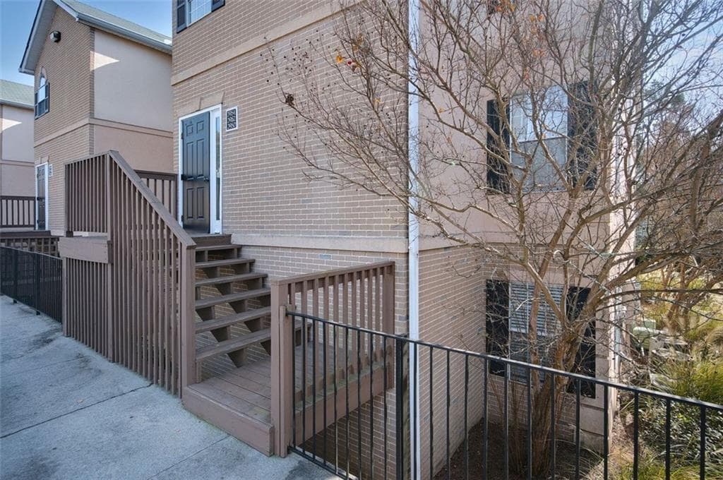 3 bedroom, 2 bathroom, 1,748 sq ft condominium sold at 3950 Stillwater Drive, Duluth, GA 30096