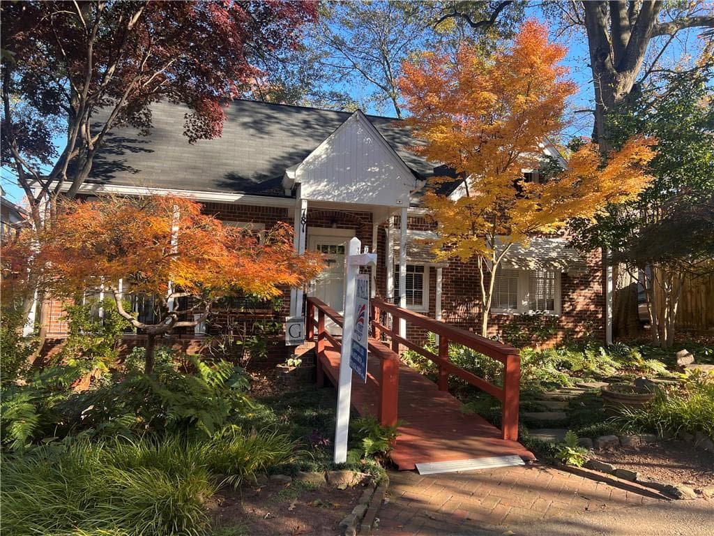 4 bedroom, 2 bathroom single family residence sold at 781 NW Barnett Street, Atlanta, GA 30306
