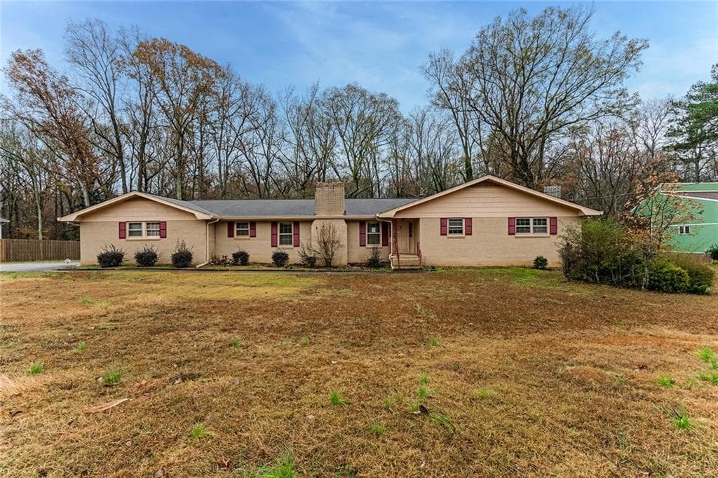 4 bedroom, 4 bathroom, 3,362 sq ft single family residence sold at 240 Thornton Drive, Fayetteville, GA 30214