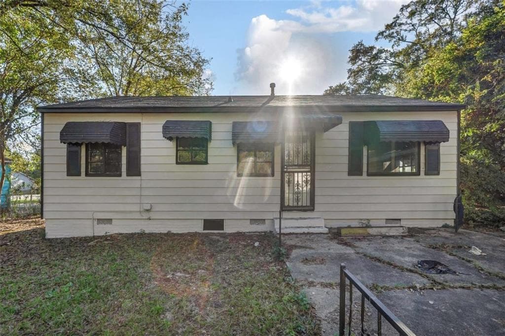 2 bedroom, 1 bathroom single family residence sold at 2813 Clover Lane, Columbus, GA 31903