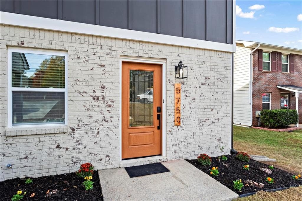 2 bedroom, 2 bathroom townhouse for rent at 5750 Old Gordon Road, Mableton, GA 30126 for $3,200 a month — photo 4