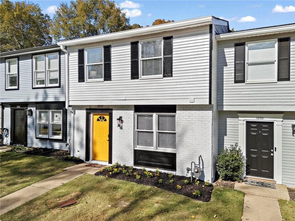 2 bedroom, 3 bathroom townhouse for rent at 1858 Shenandoah Valley Lane, Smyrna, GA 30080 for $3,850 a month — photo 3