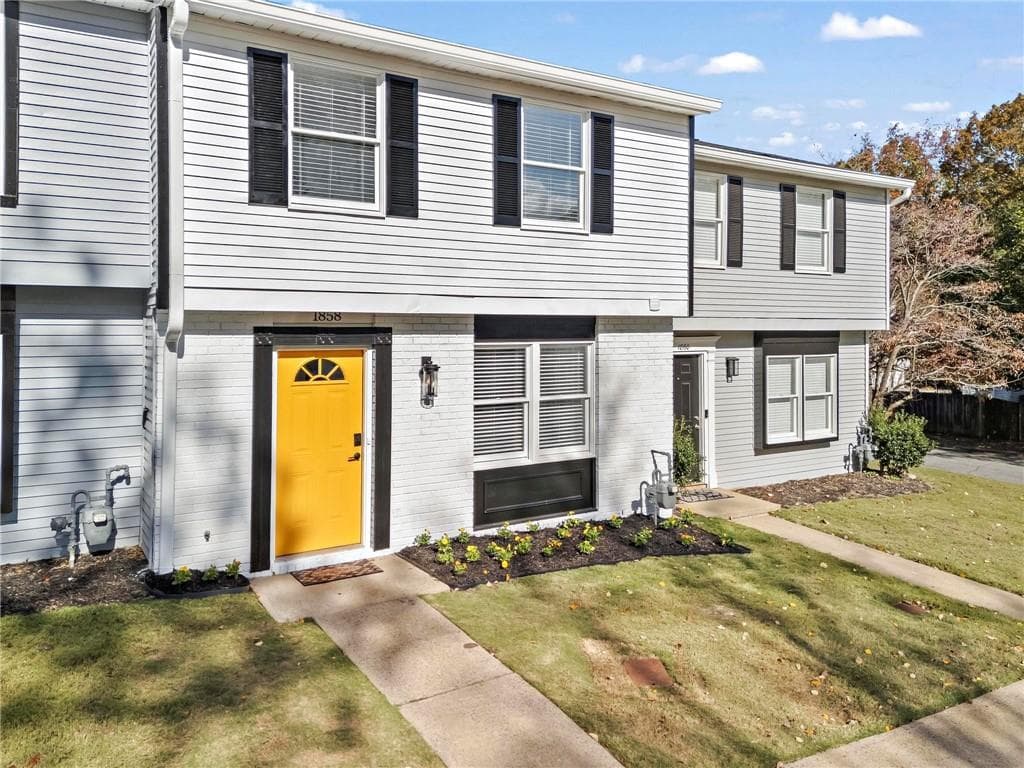 2 bedroom, 3 bathroom townhouse for rent at 1858 Shenandoah Valley Lane, Smyrna, GA 30080 for $3,850 a month — photo 4