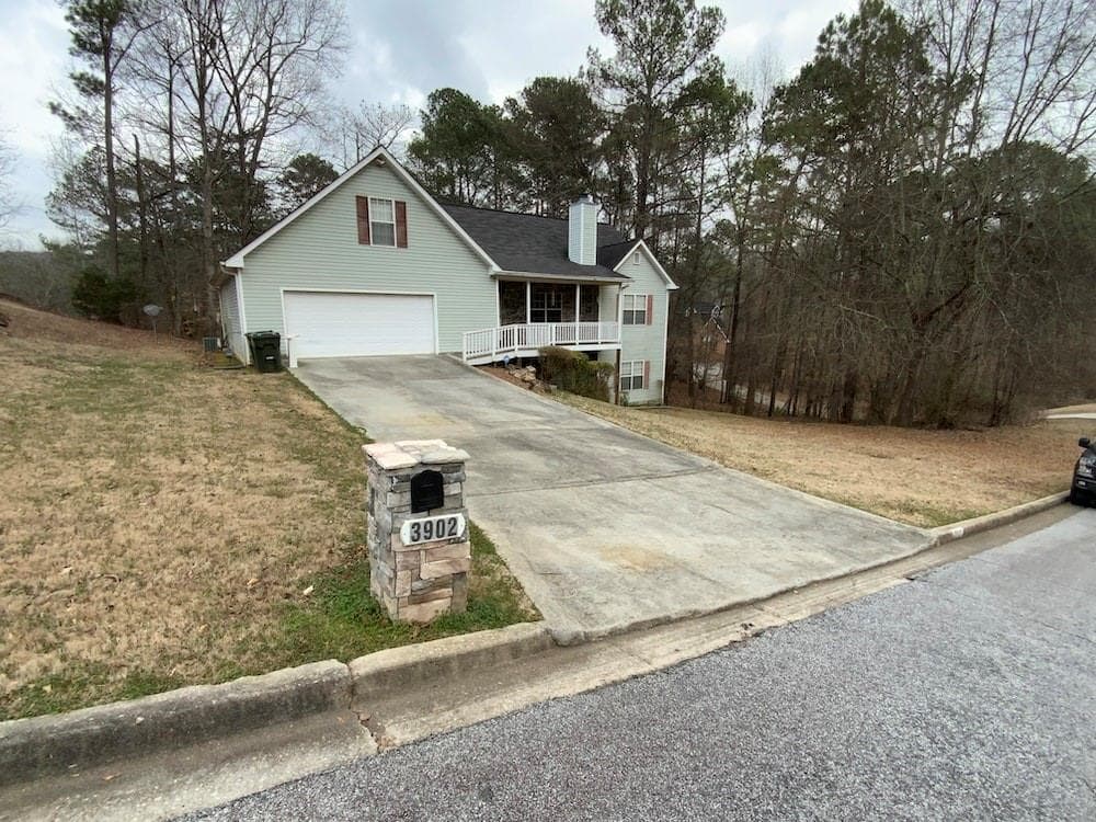 3902 Laurel Bend Drive, Snellville, GA 30039 — most recent listing photo