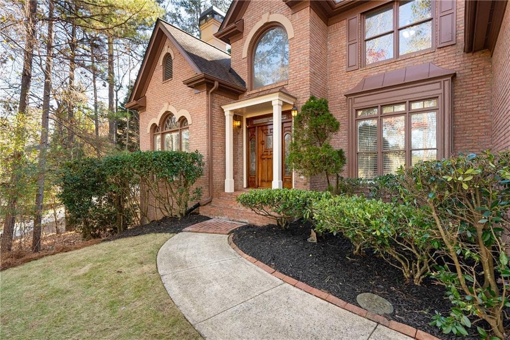 450 Fawn Glen Drive, Roswell, GA 30075 — most recent listing photo