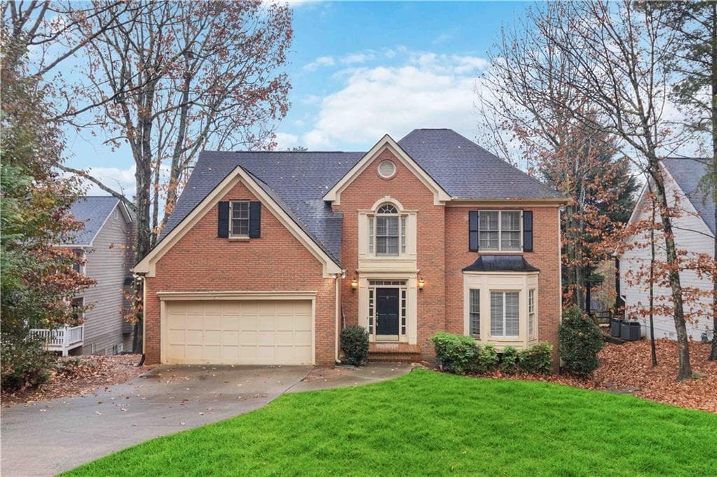 5 bedroom, 4 bathroom single family residence sold at 4830 Chesterfield Court, Suwanee, GA 30024