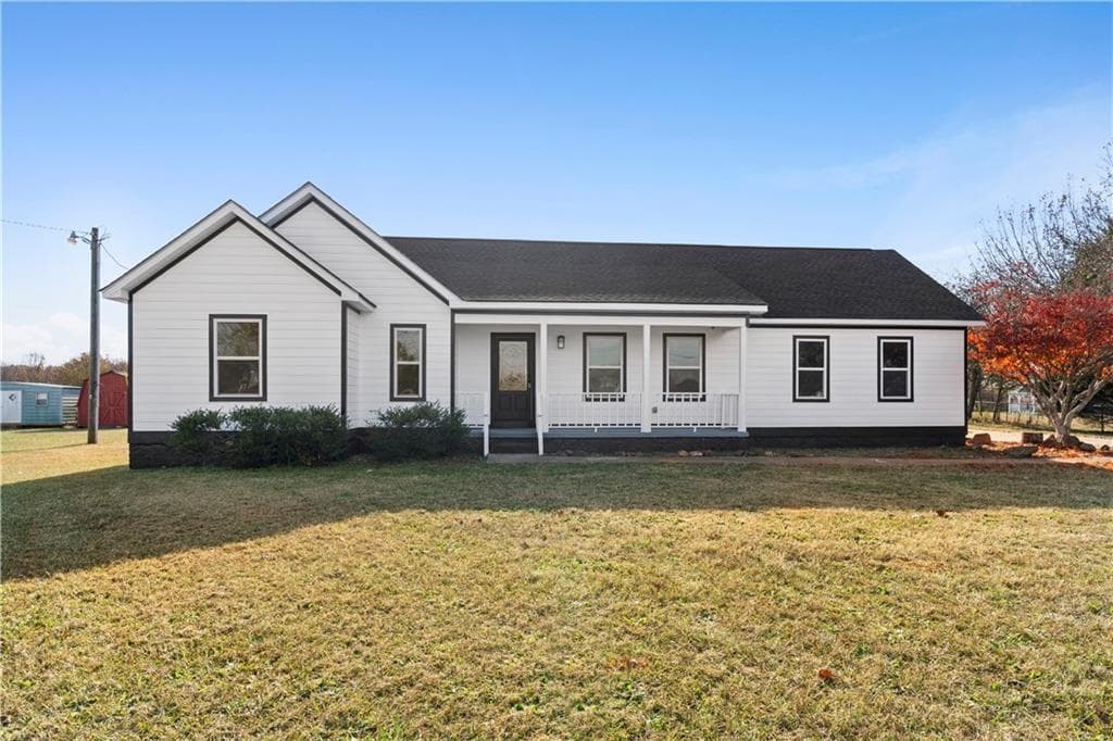 3 bedroom, 2 bathroom, 1,151 sq ft single family residence sold at 1808 Rover Zetella Road, Williamson, GA 30292