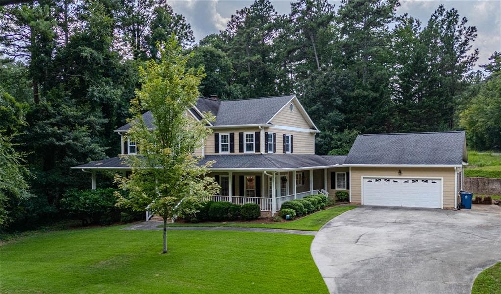 3 bedroom, 4 bathroom single family residence sold at 18 River Lane, Rome, GA 30165