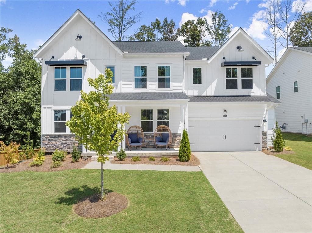 4 bedroom, 3 bathroom single family residence sold at 1232 Liberty Park Drive, Braselton, GA 30517