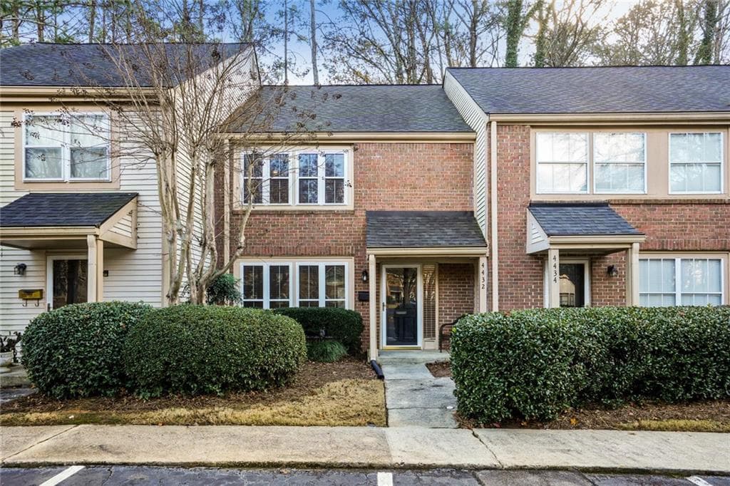 4432 Chowning Way, Dunwoody, GA 30338 — most recent listing photo