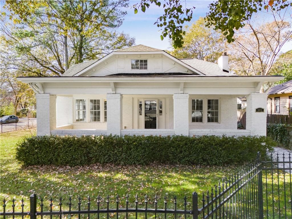 5 bedroom, 3 bathroom, 2,700 sq ft single family residence sold at 605 Moreland Avenue, Atlanta, GA 30316