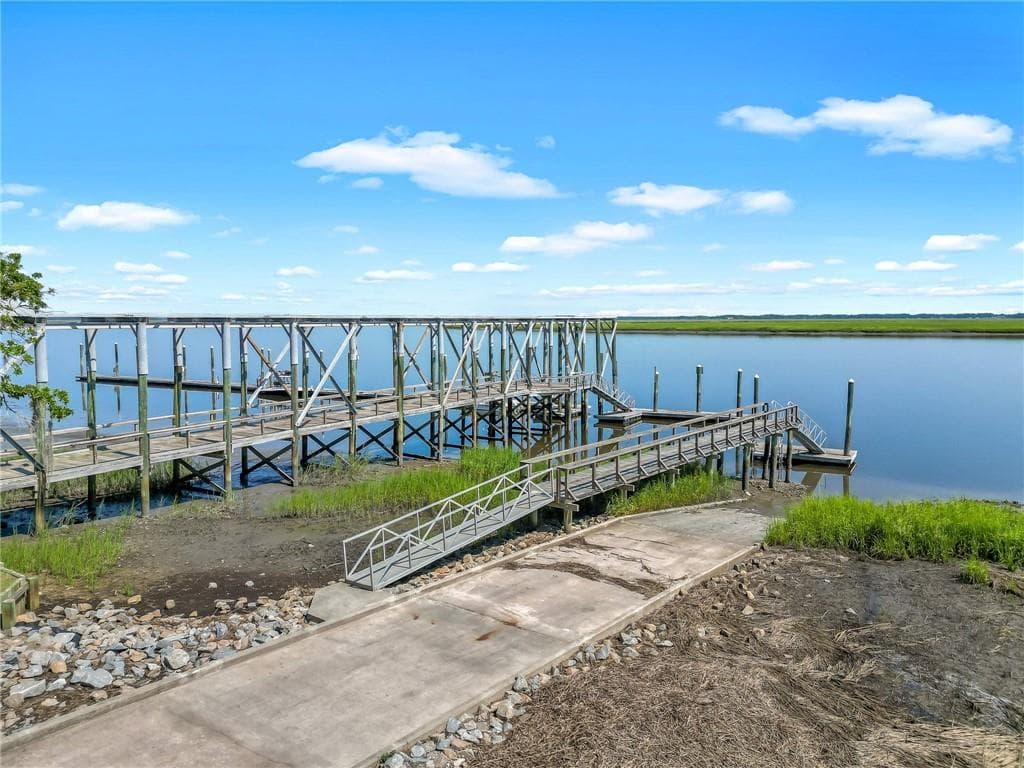 single family residence sold at 0 Riverpoint Lane, Townsend, GA 31331