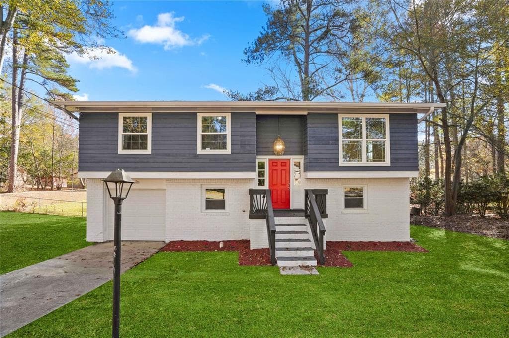 5 bedroom, 3 bathroom single family residence sold at 6550 Ashdale Drive, South Fulton, GA 30349