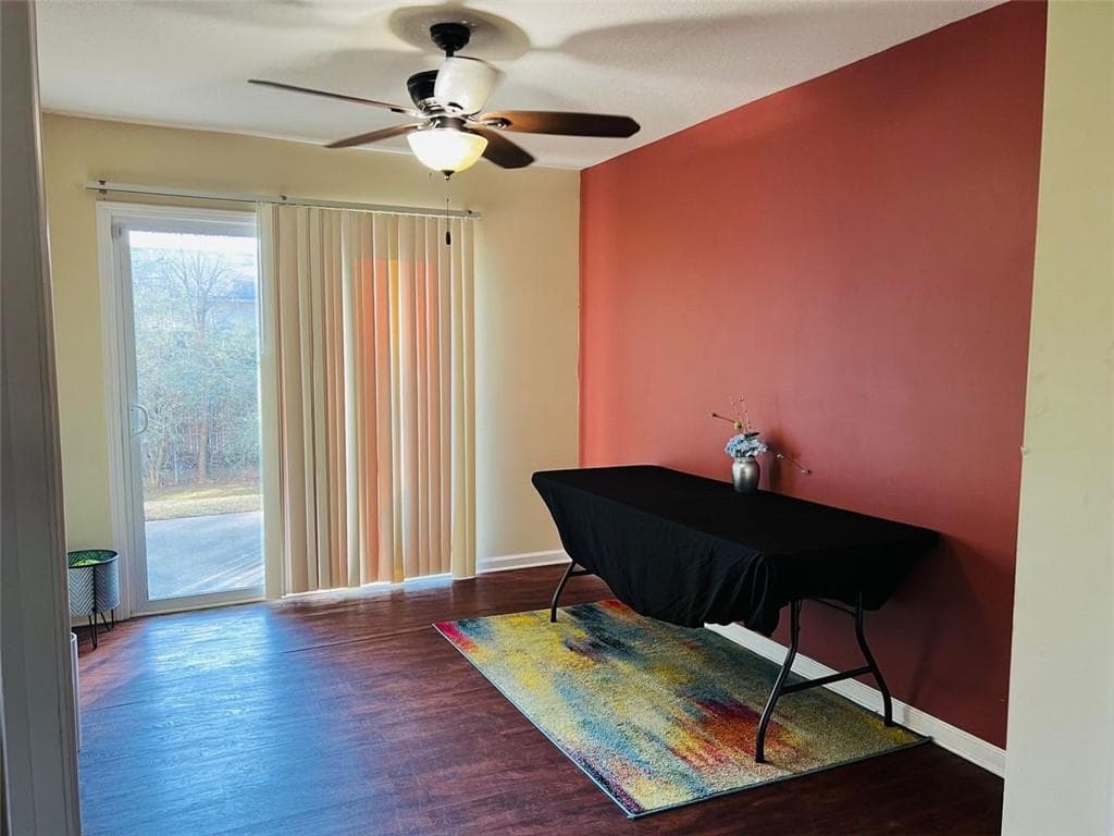 2 bedroom, 2 bathroom, 1,144 sq ft townhouse for sale at 2711 Greystone Court, Austell, GA 30106 — photo 7