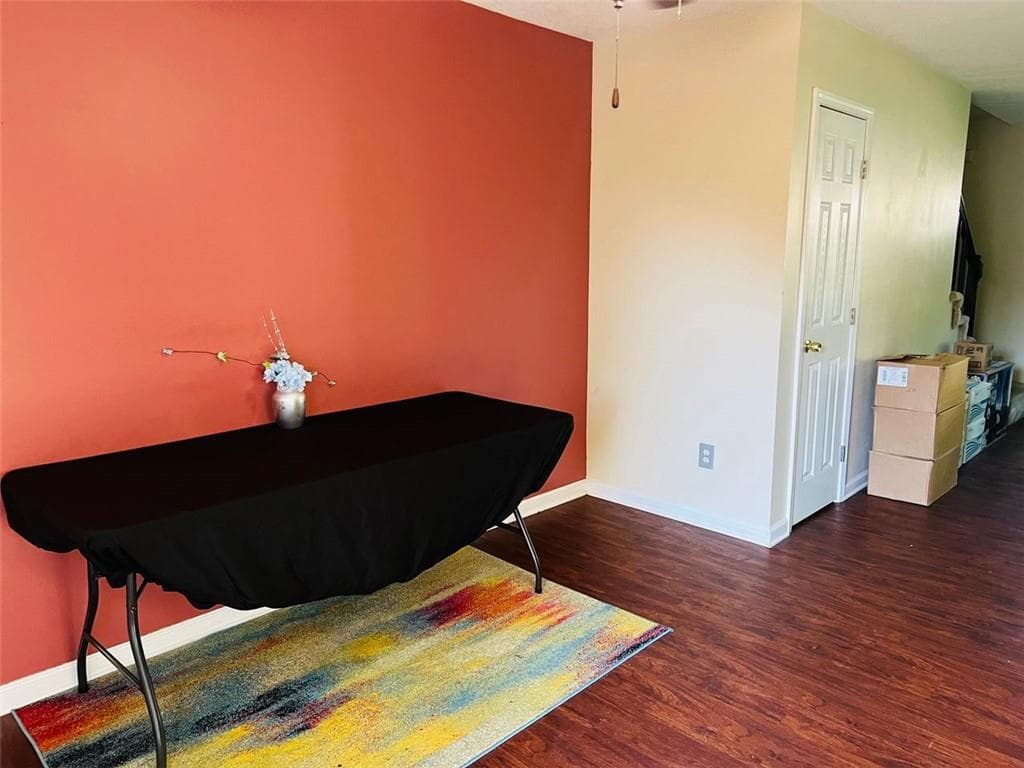2 bedroom, 2 bathroom, 1,144 sq ft townhouse for sale at 2711 Greystone Court, Austell, GA 30106 — photo 8