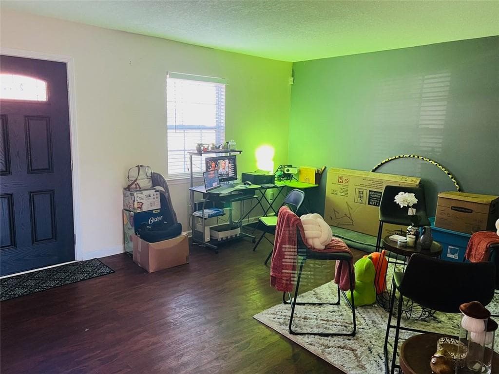 2 bedroom, 2 bathroom, 1,144 sq ft townhouse for sale at 2711 Greystone Court, Austell, GA 30106 — photo 2