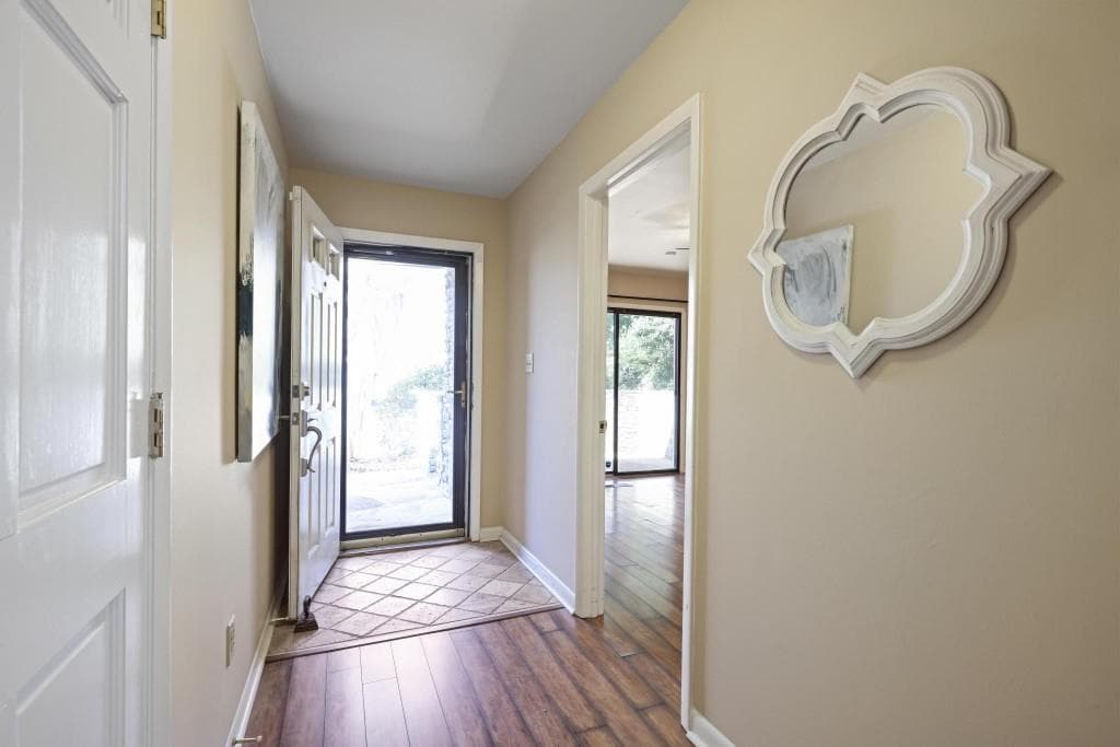 2 bedroom, 2 bathroom, 2,236 sq ft townhouse sold at 43 Basswood Circle, Atlanta, GA 30328