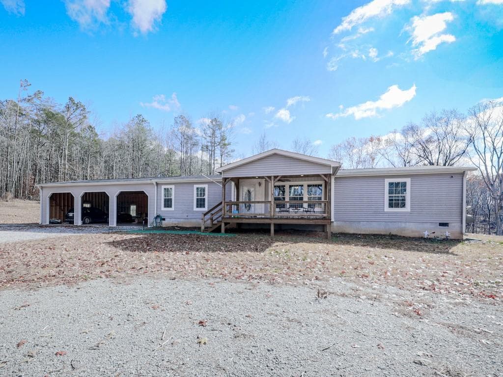 3 bedroom, 2 bathroom single family residence sold at 598 Eagles Perch Road, Ball Ground, GA 30107