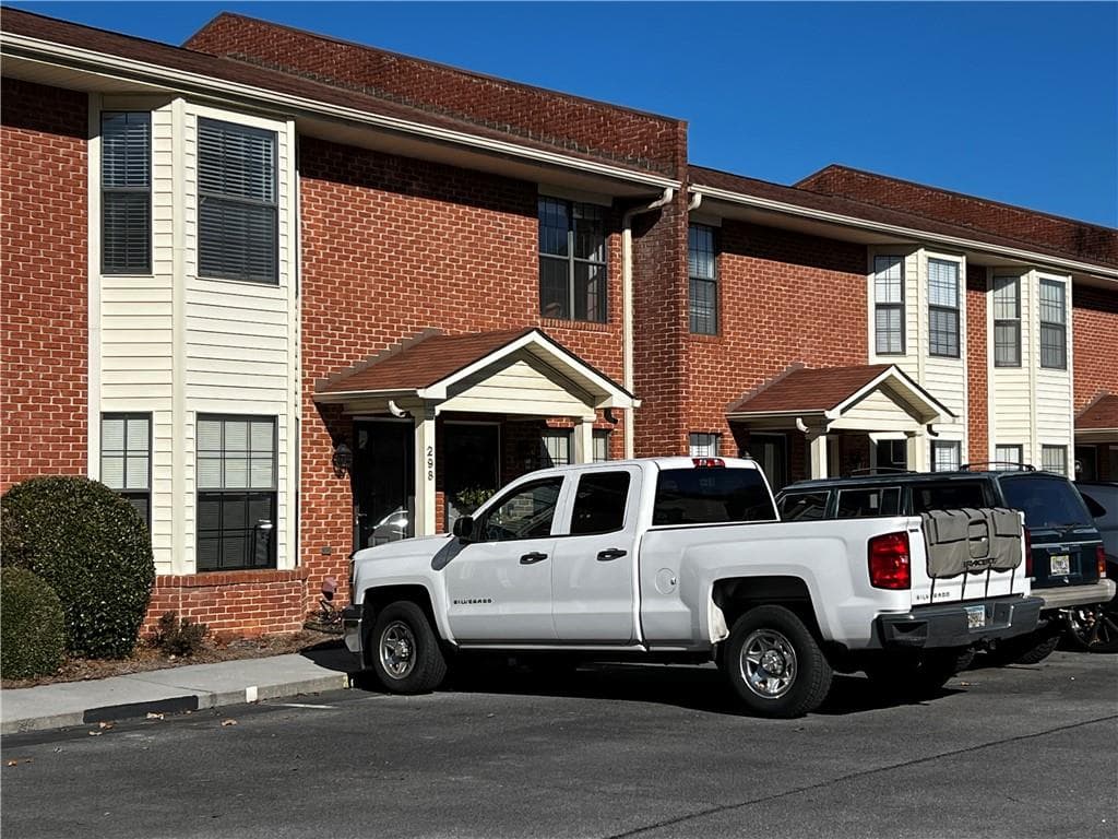 2 bedroom, 2 bathroom condominium sold at 298 Mount Vernon Drive, Calhoun, GA 30701