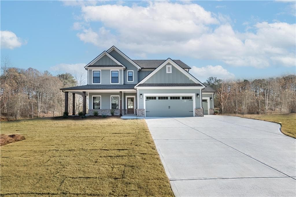 4 bedroom, 3 bathroom, 2,557 sq ft single family residence sold at 1210 Red Oak Boulevard, Loganville, GA 30052