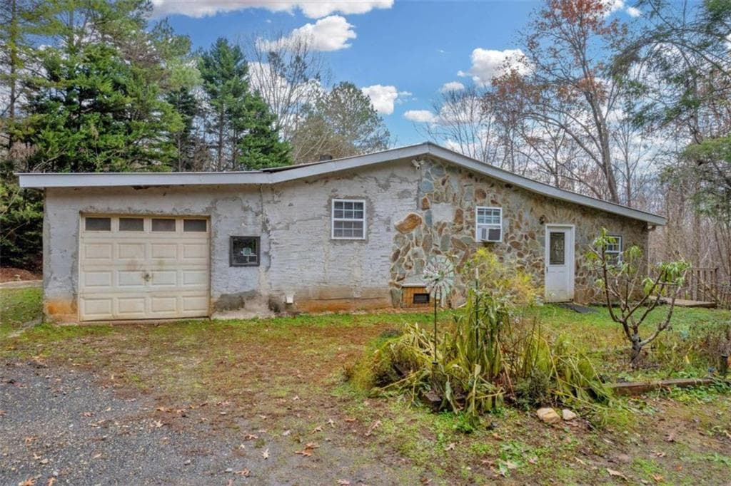 734 Vandiviere Road, Dawsonville, GA 30534 — most recent listing photo