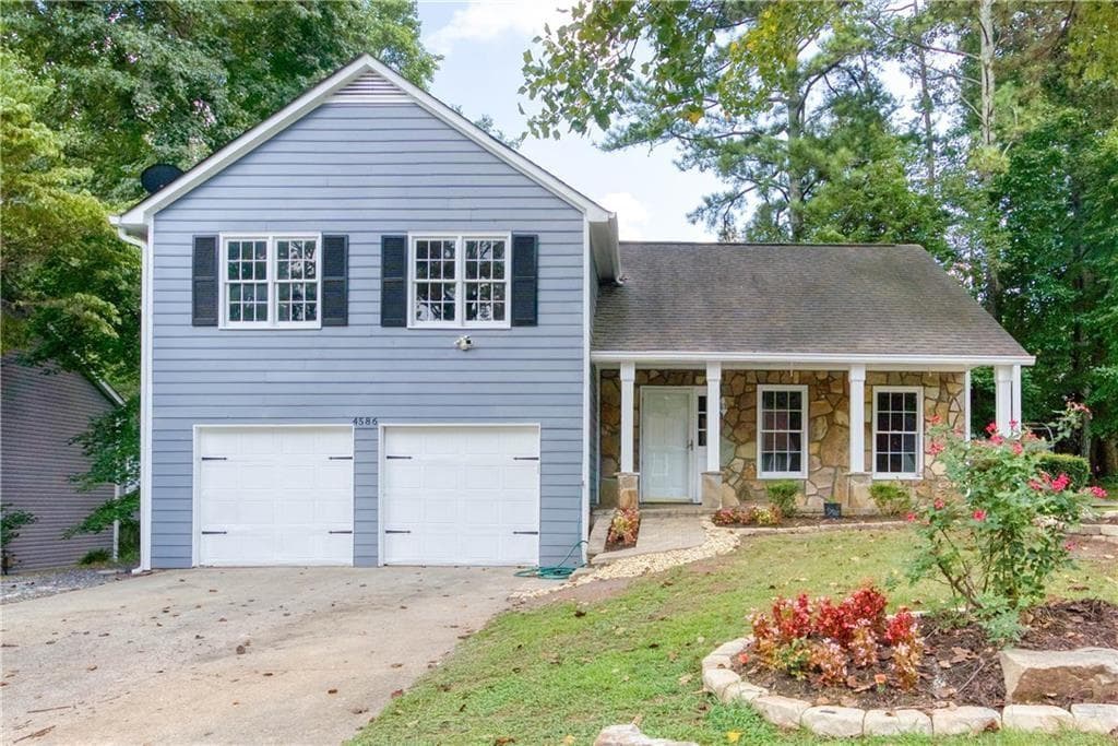 4 bedroom, 3 bathroom single family residence sold at 4586 Hickory Run Court, Acworth, GA 30102