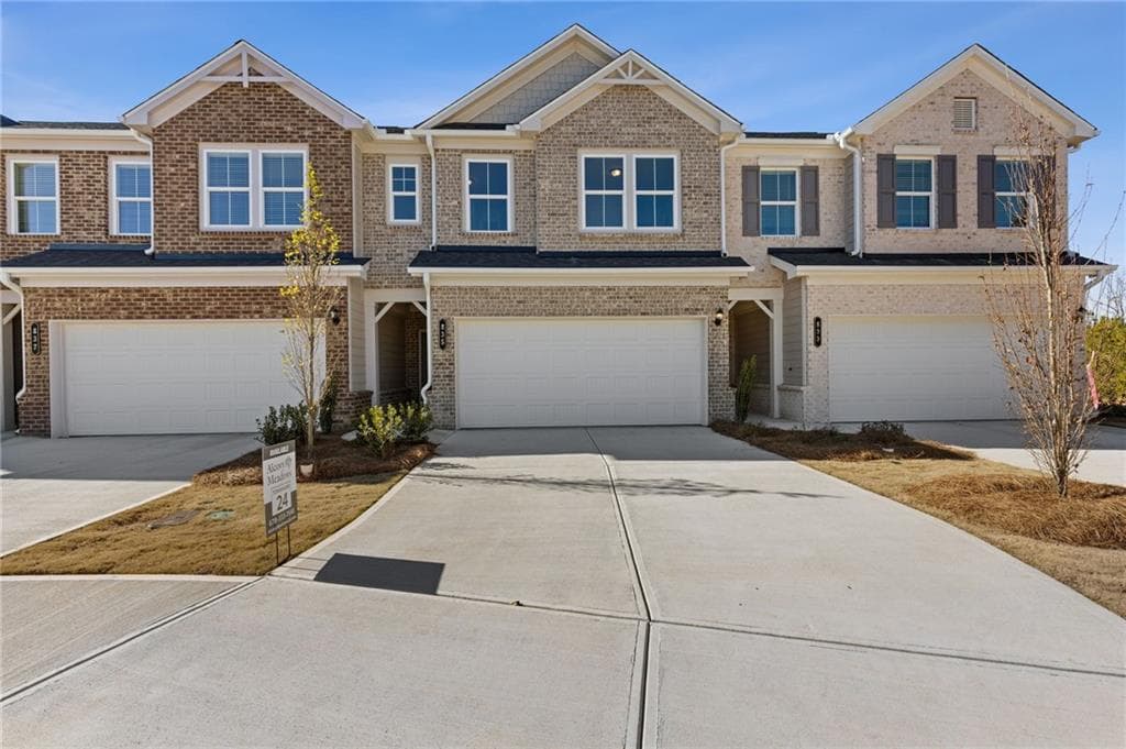 3 bedroom, 3 bathroom, 1,854 sq ft townhouse sold at 835 Pensive Run, Dacula, GA 30019