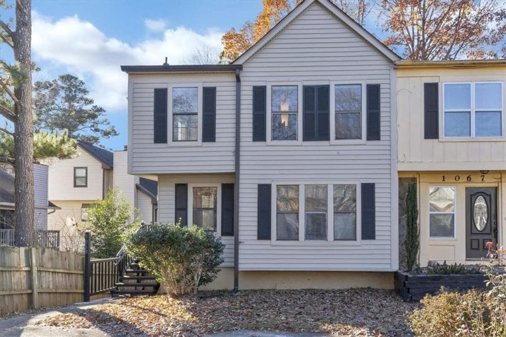 2 bedroom, 2 bathroom, 1,254 sq ft townhouse sold at 1069 Falling Water Drive, Smyrna, GA 30080