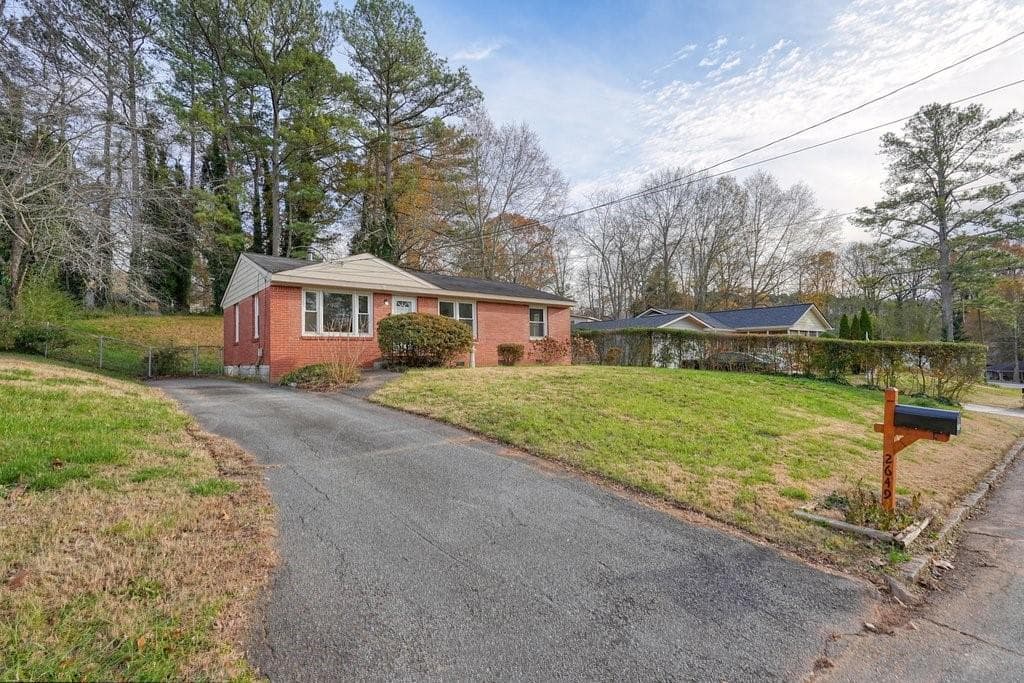 2649 Toni Place, Marietta, GA 30060 — most recent listing photo