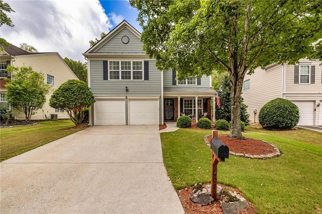 3 bedroom, 3 bathroom single family residence sold at 207 Persimmon Trail, Woodstock, GA 30188