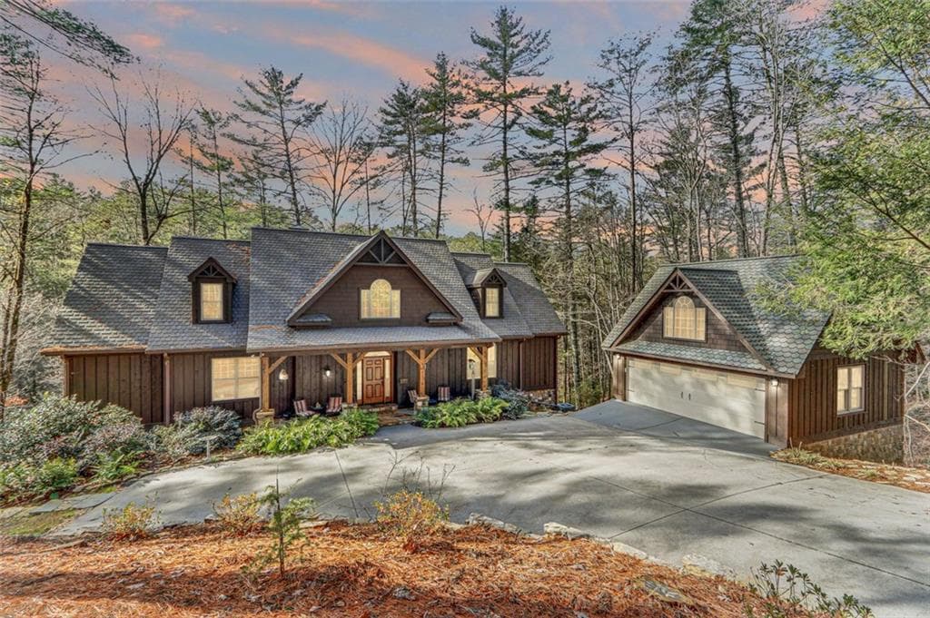 427 SOQUE FALLS Drive, Clarkesville, GA 30523 — most recent listing photo