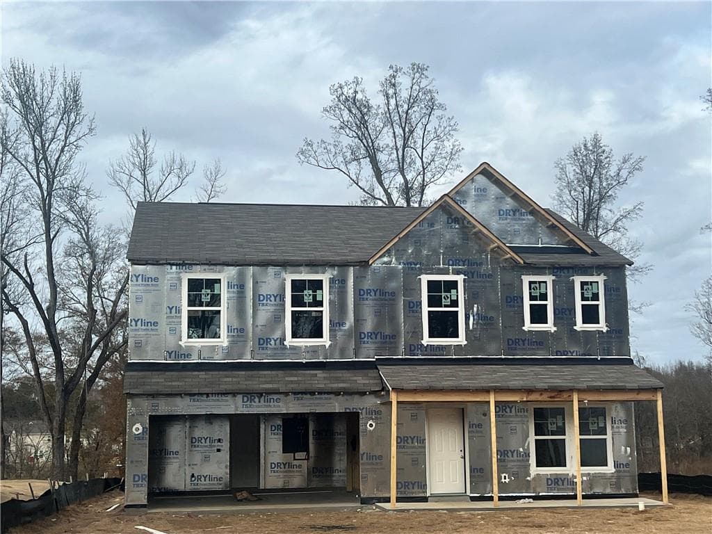 5 bedroom, 3 bathroom single family residence sold at 40 Champagne Place, Braselton, GA 30517