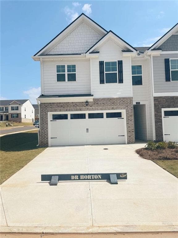 4 bedroom, 3 bathroom townhouse sold at 1070 Cades Walk, Lawrenceville, GA 30045