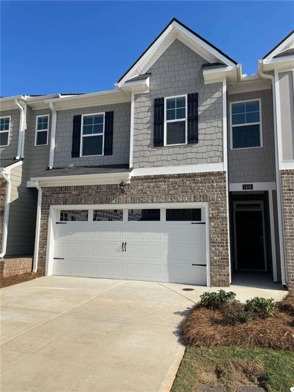 3 bedroom, 3 bathroom townhouse sold at 1110 CADES Walk, Lawrenceville, GA 30045