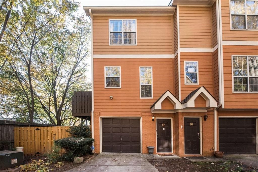 3 bedroom, 4 bathroom, 1,190 sq ft townhouse sold at 1124 Dekalb Avenue 17, Atlanta, GA 30307