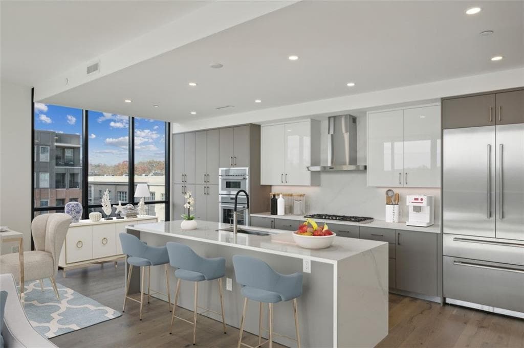 2 bedroom, 3 bathroom, 1,893 sq ft condominium for sale at 2425 Peachtree Road 510, Atlanta, GA 30305 — photo 4