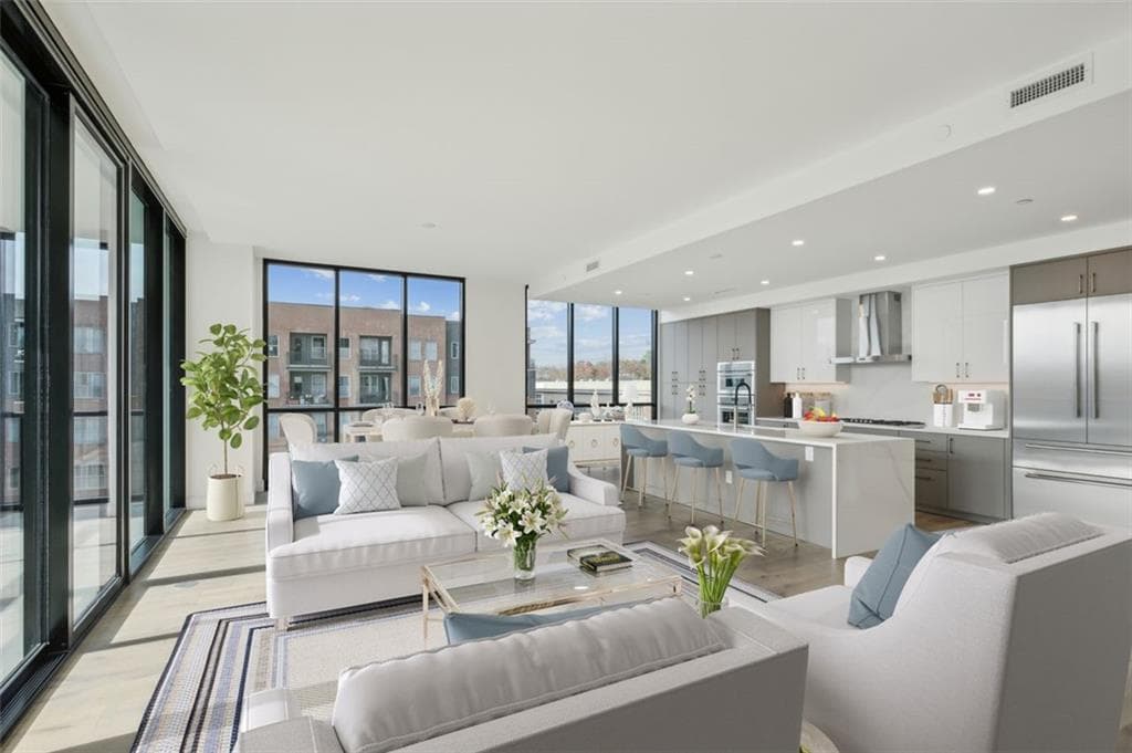 2 bedroom, 3 bathroom, 1,893 sq ft condominium for sale at 2425 Peachtree Road 510, Atlanta, GA 30305 — photo 6