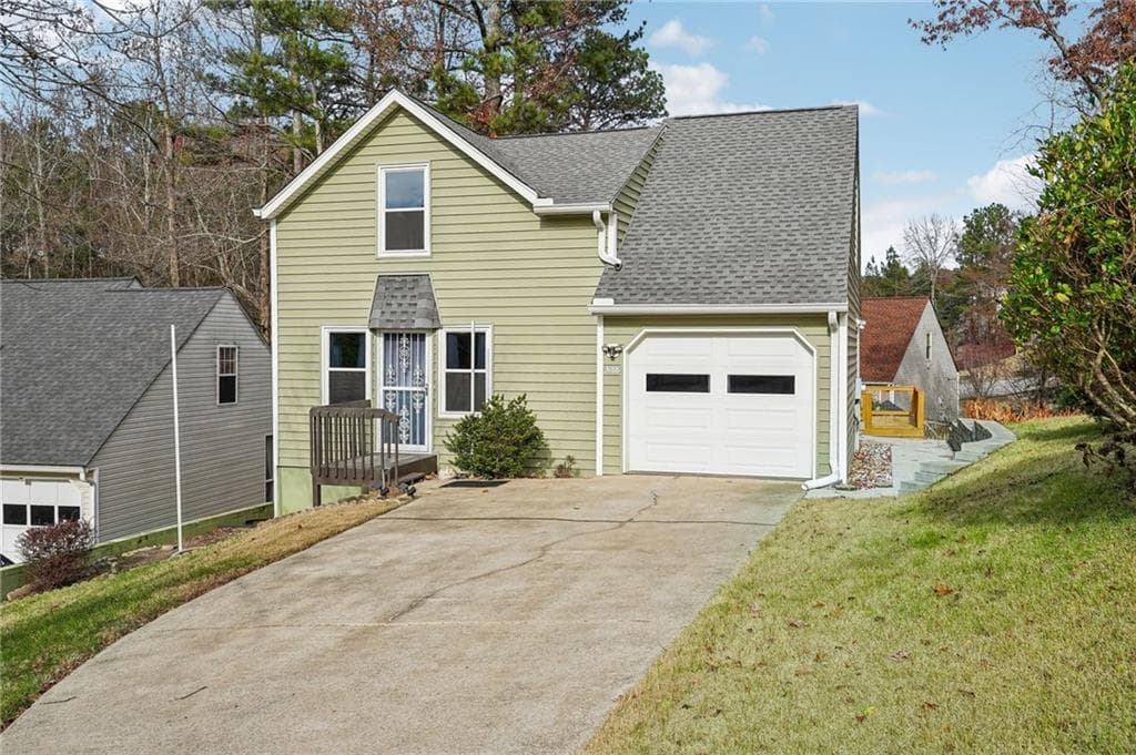3 bedroom, 2 bathroom, 1,444 sq ft single family residence sold at 3188 Warrenton Court, Douglasville, GA 30135