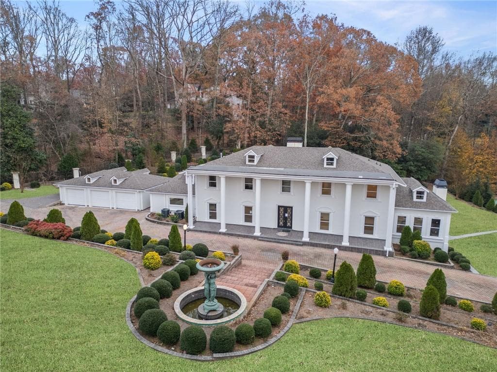 7 bedroom, 7 bathroom, 7,747 sq ft single family residence sold at 5995 Riverside Drive, Atlanta, GA 30328