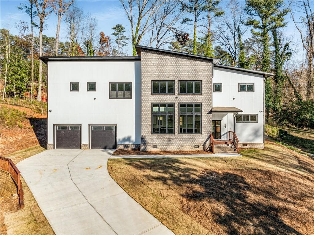 4 bedroom, 4 bathroom single family residence sold at 1192 Shore Drive, Atlanta, GA 30311