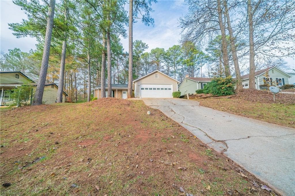 5136 Huxley Road, Stone Mountain, GA 30088 — most recent listing photo